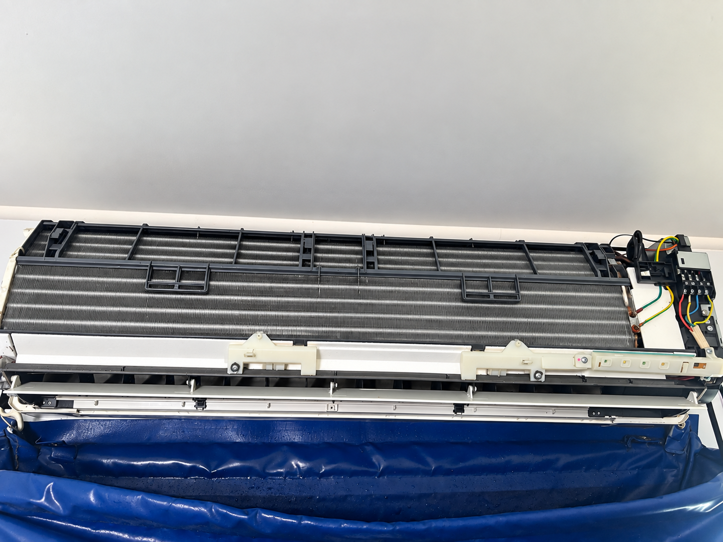 Clean air conditioner coil after a full pressure clean